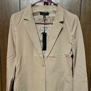 Classic Single Button Blazer. Khaki
